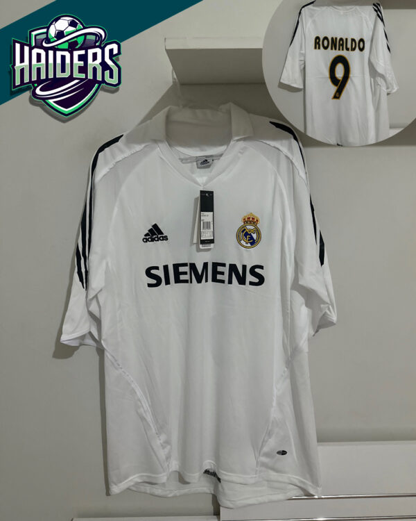 Camisa Real Madrid 2003/2004 – Ronaldo Fenômeno 9